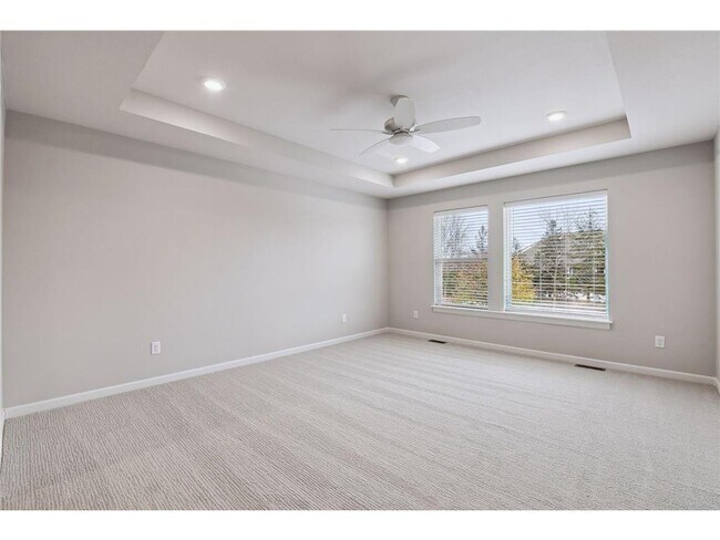 Building Photo - 2438 N Blossom Cir