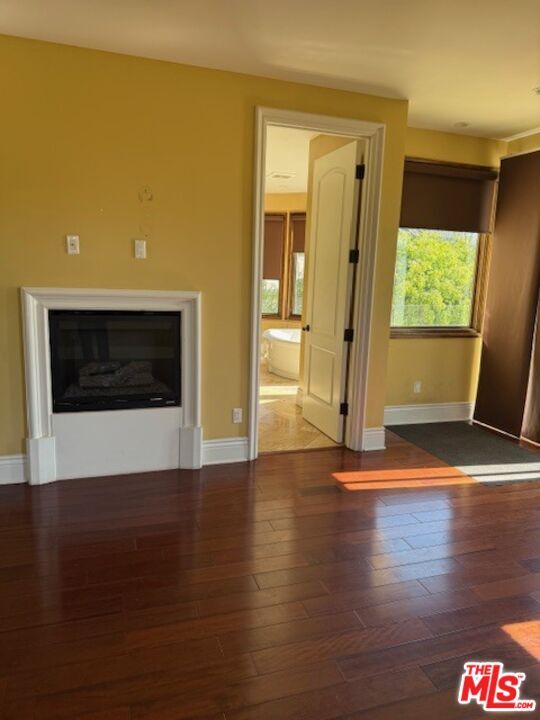 Building Photo - 1126 Yale St