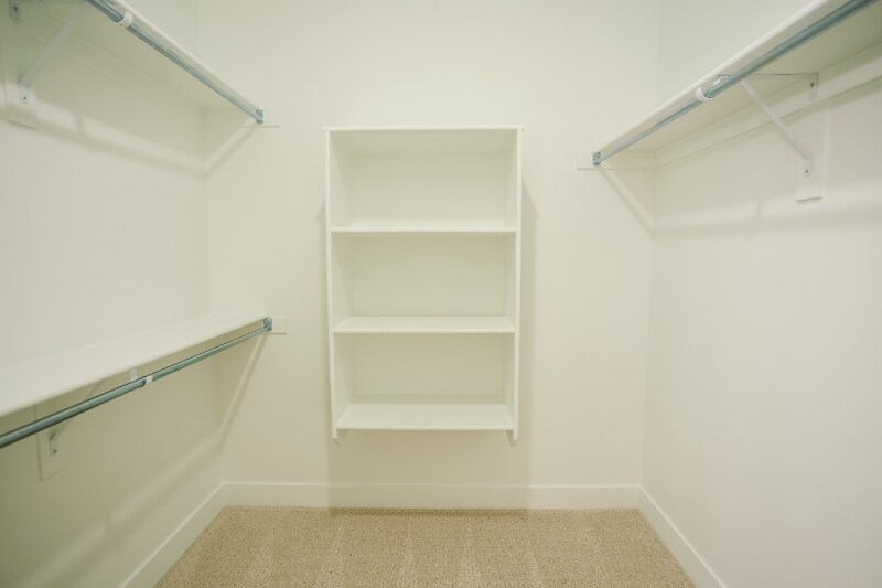 Building Photo - 6051 Silver Birch Ln