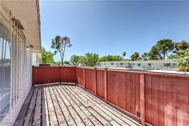 Building Photo - 343 Greenbriar Townhouse Way