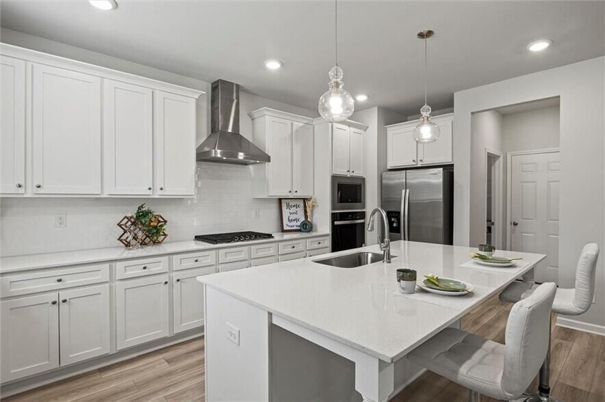 Building Photo - 213 Chiswick Lp