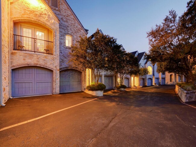 Primary Photo - 1701 Spyglass Dr