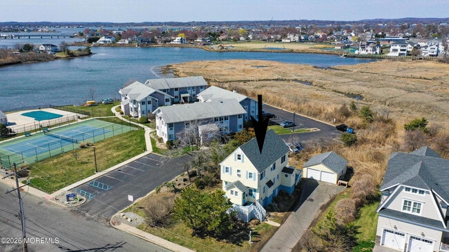 Building Photo - 47 Valentine St