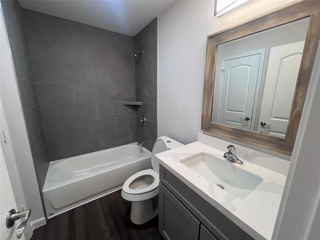 Building Photo - 15542 Towerwood Dr
