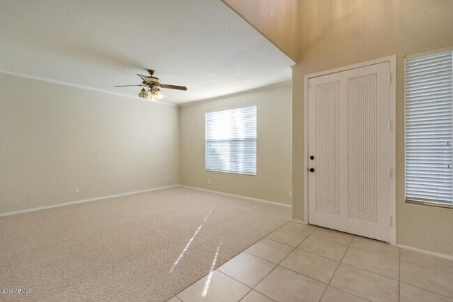 Building Photo - 454 E Baylor Ln