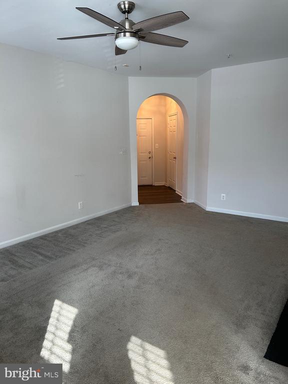 Building Photo - 46614 Drysdale Terrace