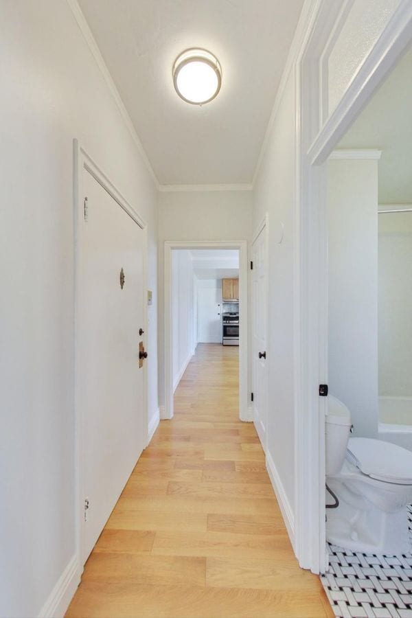 Building Photo - 465 Bellevue Ave