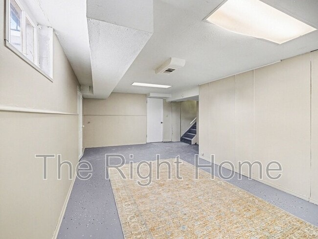 Building Photo - 3721 N 60th St