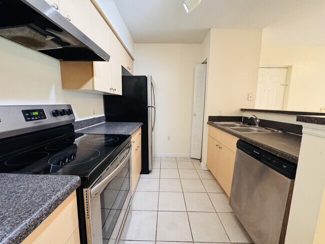 Building Photo - 4271 San Marino Blvd