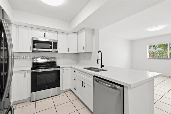 Building Photo - 3610 N 56th Ave