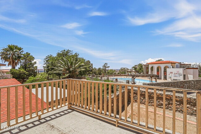 Building Photo - 6141 Sierra Valle Ln