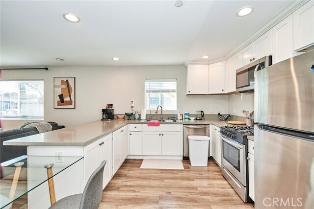 Building Photo - 1307 W 9th St