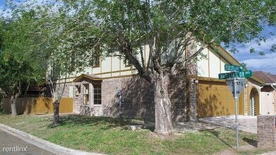 Building Photo - 1806 Bobcat Ln