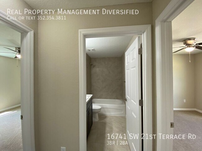 Building Photo - 16741 SW 21st Terrace Rd