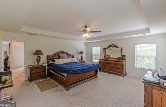 Building Photo - 367 Noblewood Dr