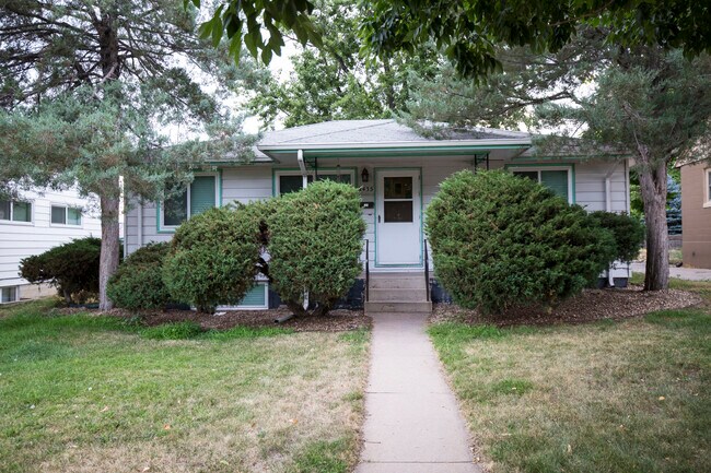 Primary Photo - 2435 9th Ave