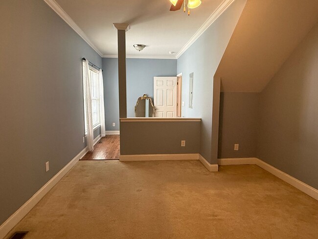 Building Photo - Beautiful Condo located in North Johnson City!