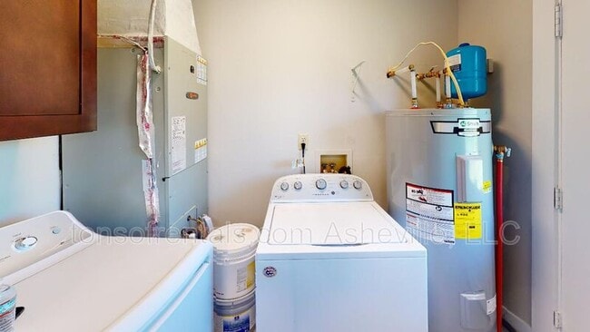 Building Photo - 3 George Washington Carver Ave