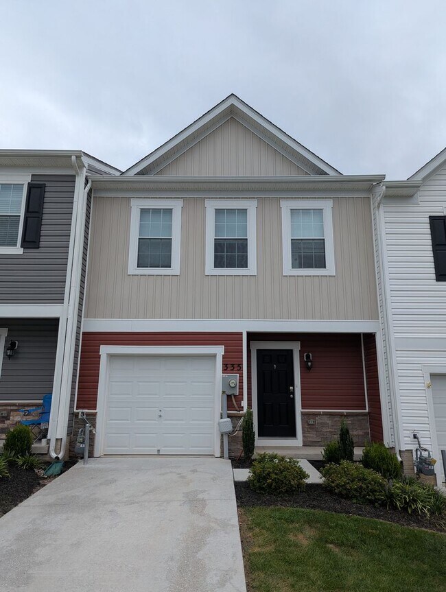 Building Photo - 335 Locust Run Dr