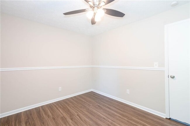 Building Photo - 2759 Shetland Ln NW