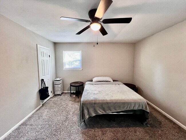Building Photo - Come see this FULLY renovated two-story tr...