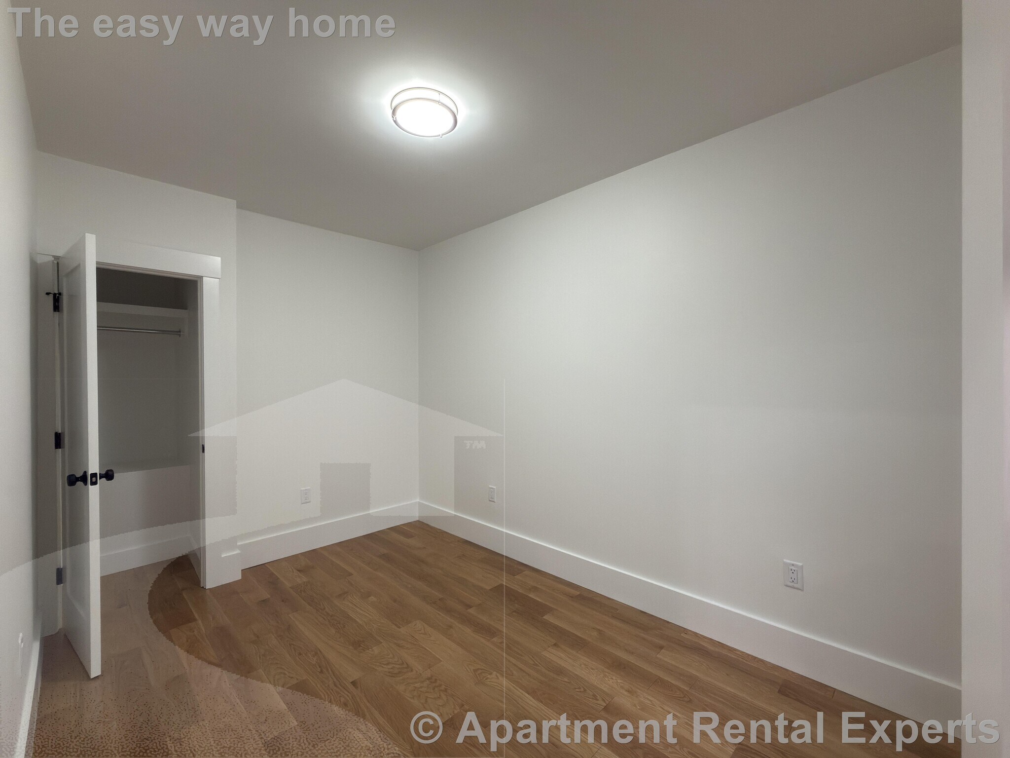 Building Photo - 406 Columbia St