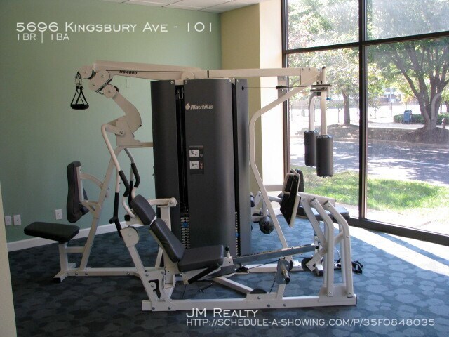 Building Photo - 5696 Kingsbury, #101