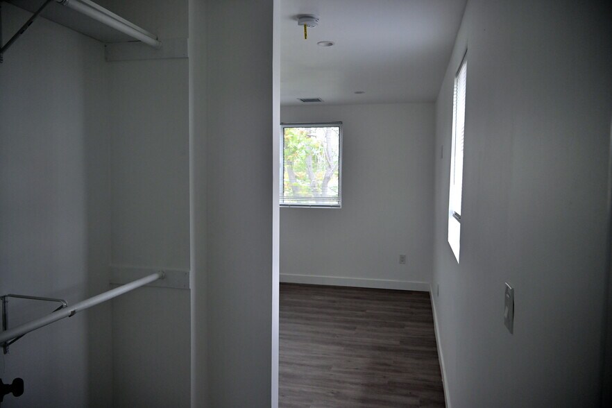 Building Photo - 13536 Remington St