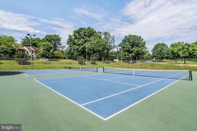 Building Photo - 19753 Grn Vlg Dr