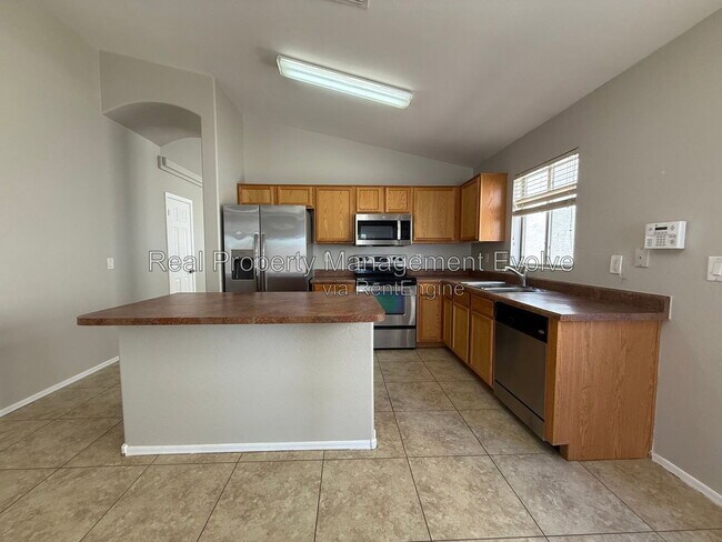 Building Photo - 11728 W Avenida Del Sol