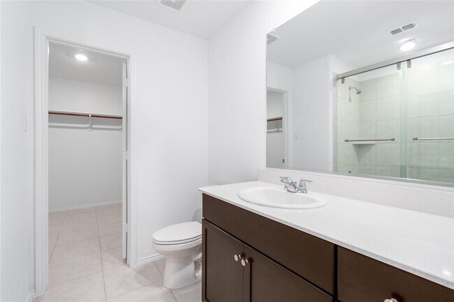 Building Photo - 7524 Larson Ln