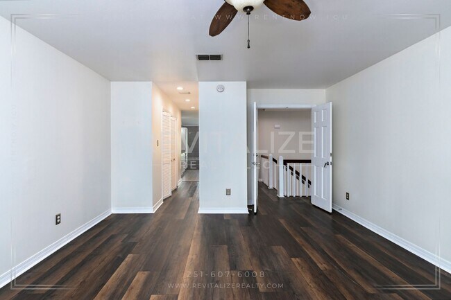 Building Photo - **COMING SOON** Stunning 2 Bedroom/2.5 Bat...