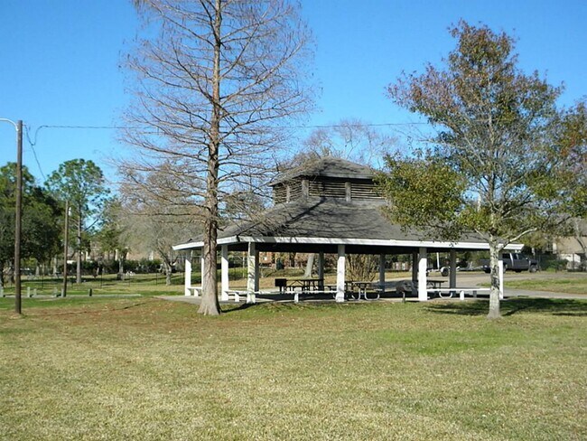 Building Photo - 307 Whitecap Dr