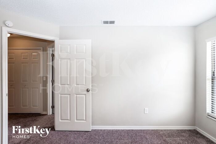 Building Photo - 756 Licaria Dr
