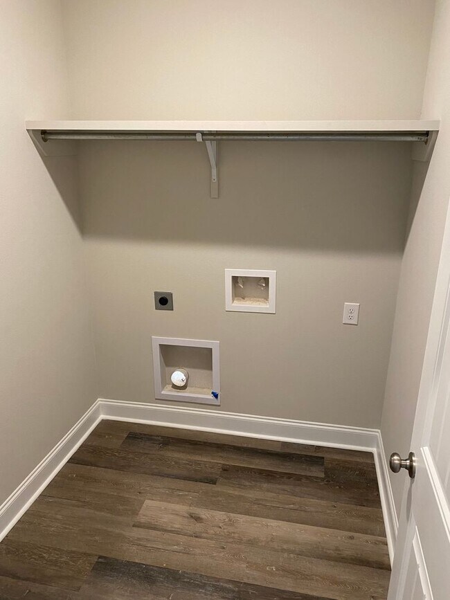 Building Photo - Coming Soon!