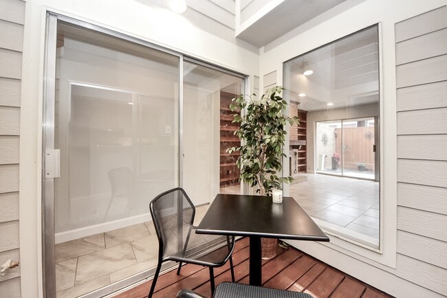 Building Photo - 6306 S Rice Ave