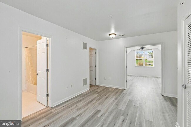 Building Photo - 1824 Cedar Cove Way