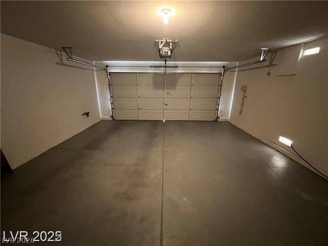 Building Photo - 291 Broken Par Dr