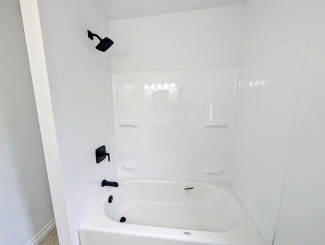 Building Photo - 416 Guilford Ave