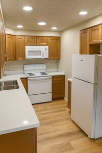 Building Photo - Fountain Court Apartments