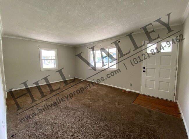 Building Photo - Two Bedroom Home