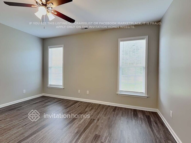 Building Photo - 113 Hutson Ln