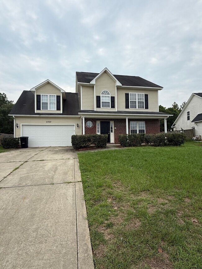 Building Photo - Cute 3 Bed 2.5 Bath Home with Bonus Room
