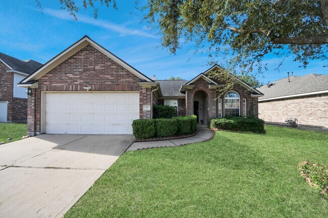 Building Photo - 8714 7 Pines Ln