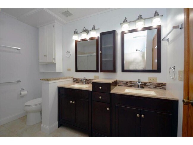 Building Photo - 5740 Willow Trail