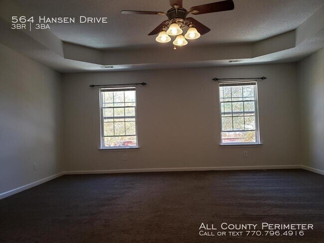Building Photo - 3 Bedroom 3 Bath in a GREAT community