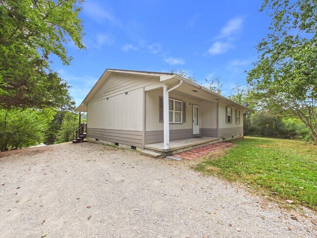 Building Photo - 112 Old Jones Rd