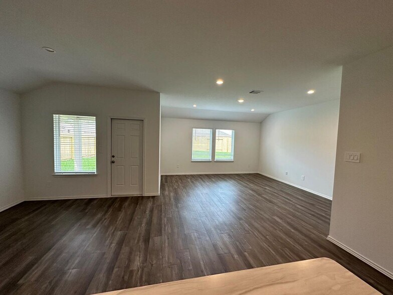 Building Photo - 16962 Twisted Seagrass Ln