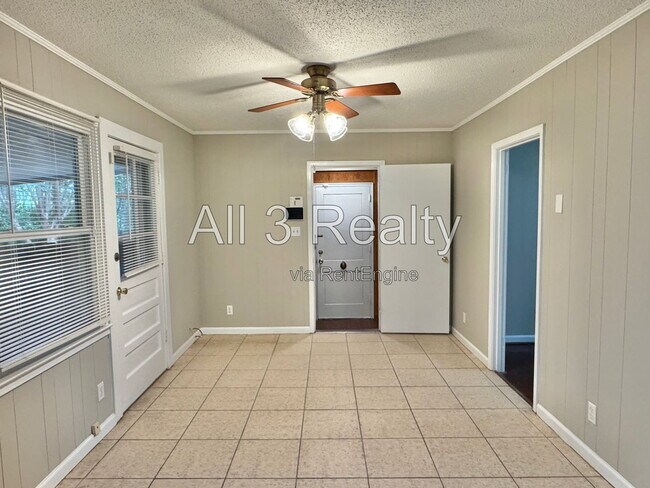 Building Photo - 1149 Beth Manor Dr