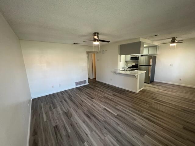 Building Photo - 48380 Garbo Dr